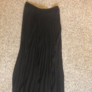 Black Pleated Maxi Skirt